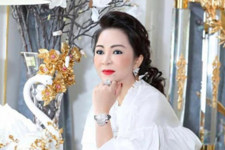 Bị yêu cầu bồi thường "khủng", bà Nguyễn Phương Hằng phản ứng gì?