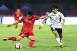 Video bóng đá U22 Việt Nam - U22 Lào: ”Nhà Vua” ra trận, chiến thắng gian lao (SEA Games)