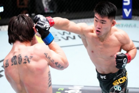 Nóng nhất thể thao tối 30/4: Võ sĩ Trung Quốc thắng knock-out ở UFC Fight Night 223