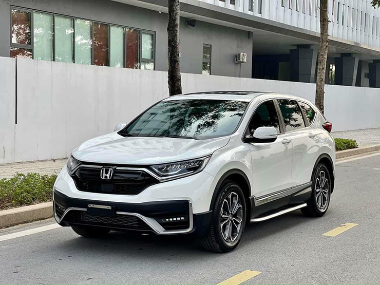 Top 4 SUV/Crossover 7 chỗ tầm giá 1 tỷ đồng "đầy rẫy" trang bị tiện nghi - 1