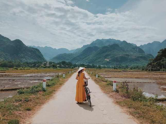 Loạt địa điểm du lịch gần Hà Nội: Rẻ còn đẹp, không ngại giá vé máy bay "trên trời" - 6