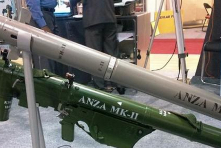 Pakistan viện trợ tên lửa vác vai Anza Mark-II cho Ukraine