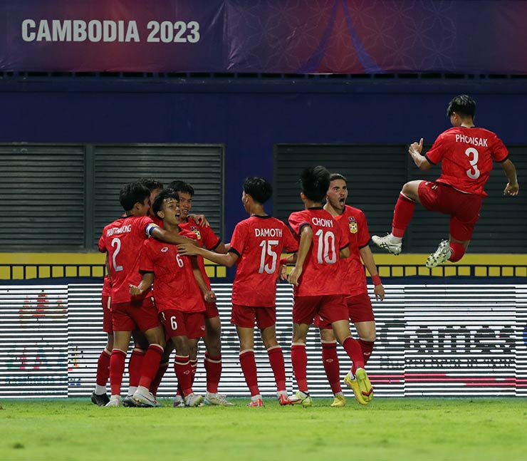 HLV Troussier &#34;xem giò&#34; U22 Malaysia trước đại chiến bảng B SEA Games 32 - 7