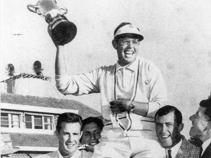 Phillips ăn mừng chức vô địch Australian Open năm 1961