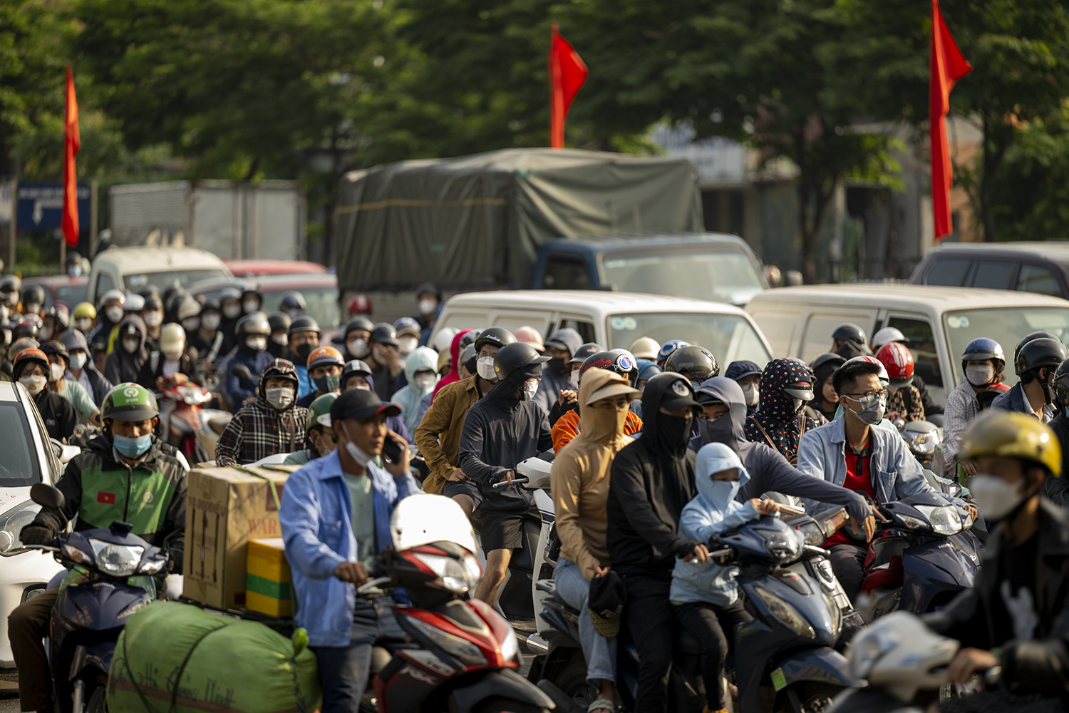 Tình hình giao thông tại Hà Nội trong ngày cuối của kỳ nghỉ lễ - 3