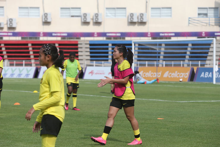 Trực tiếp bóng đá ĐT nữ Việt Nam - Malaysia: Tìm bàn thắng thứ tư (SEA Games 32) - 14