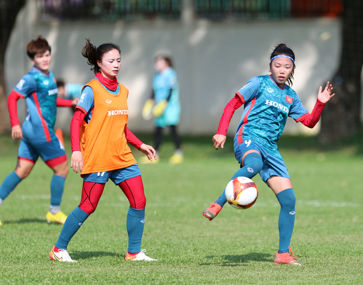 Trực tiếp bóng đá ĐT nữ Việt Nam - Malaysia: Huỳnh Như nâng tỷ số lên 3-0 (SEA Games 32) - 15