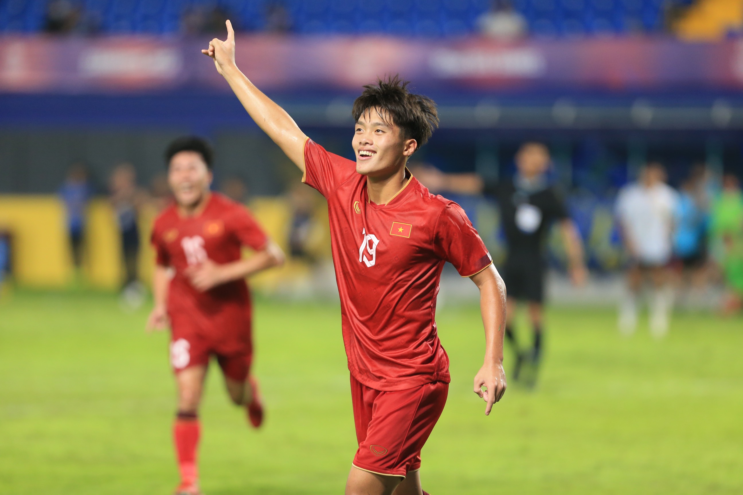 U22 Việt Nam & SEA Games 32: Sứ mệnh cam go, chờ tài “Phù thủy trắng” - 17