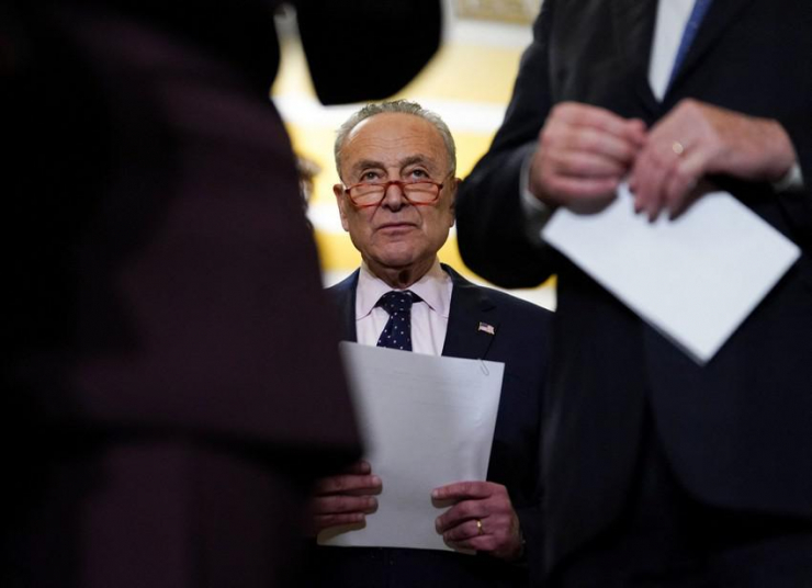 Lãnh đạo phe đa số Thượng viện Mỹ - ông Chuck Schumer. Ảnh: REUTERS