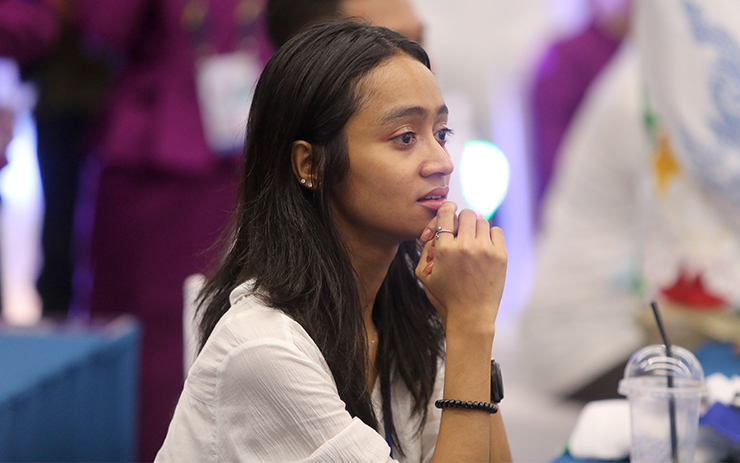 Nữ tình nguyện viên Campuchia khóc nức nở khi xem khai mạc SEA Games 32 - 3