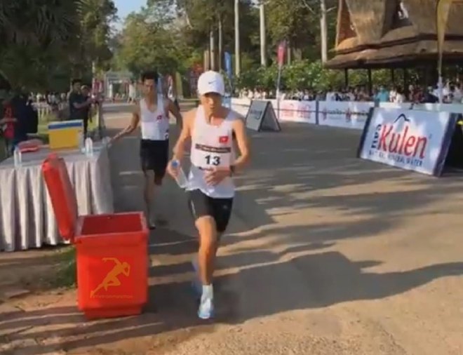 Trực tiếp SEA Games 32 đoàn Việt Nam ngày 6/5: Đội marathon bám đuổi nhóm dẫn đầu - 1