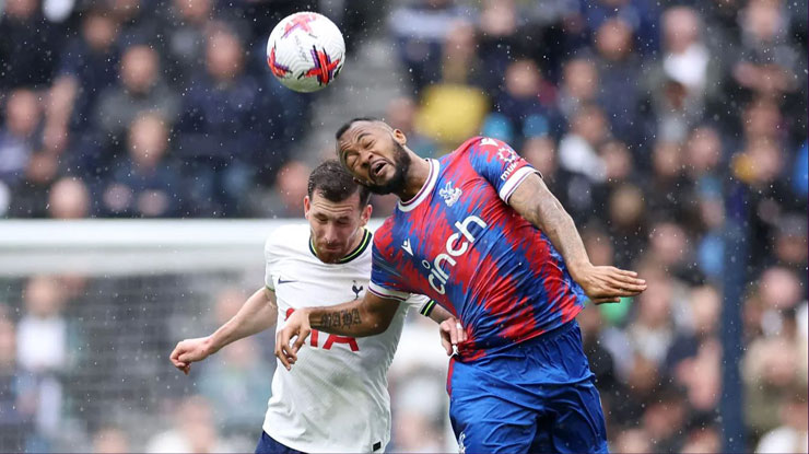 Tottenham Hotspur gặp không ít khó khăn khi đối đầu Crystal Palace