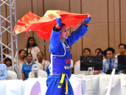 Thể thao - Nữ võ sĩ Việt Nam &quot;chấp&quot; 2 chân vẫn giành HCV vovinam SEA Games 32