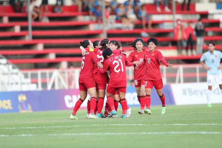 Trực tiếp bóng đá nữ Việt Nam - Myanmar: Thùy Trang ấn định chiến thắng (Hết giờ) - 13