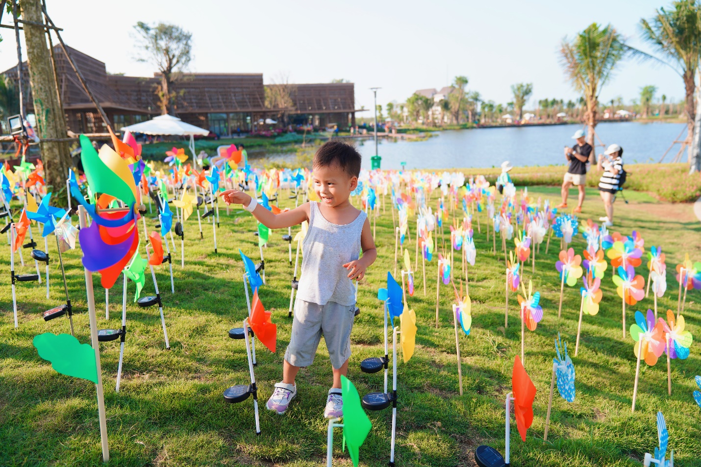 Đại đô thị Eco Central Park chính thức khai trương công viên hồ Thiên Nga - 7