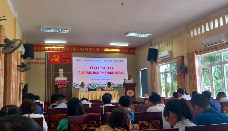 Ban Tuyên giáo Tỉnh ủy Nghệ An đề nghị tòa phúc thẩm họp báo sau khi tuyên án vụ cô giáo Lê Thị Dung - 1