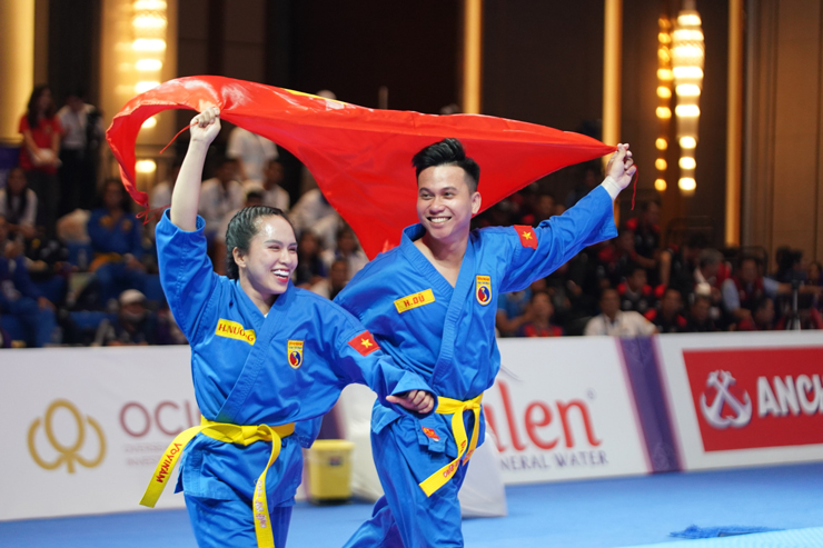 Cặp đôi đẹp mang về tấm HCV biểu diễn đầu tiên cho vovinam tại SEA Games 32