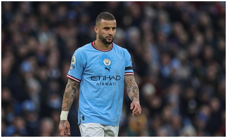 Kyle Walker là một cầu thủ bóng đá nổi tiếng người Anh hiện đang thi đấu cho câu lạc bộ Manchester City.
