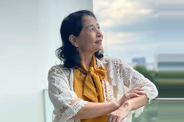 Thân thế kín tiếng của mẹ ruột Chi Pu: Giáo viên trường cấp 2 nổi tiếng ở Hà Nội, dốc sức cùng chồng nuôi dạy con - 3