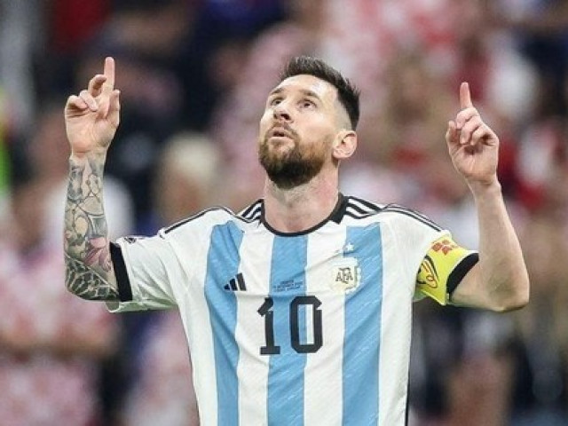 Vì sao huyền thoại bóng đá Lionel Messi từ bỏ đồ ăn nhanh trong bữa ăn hàng ngày?