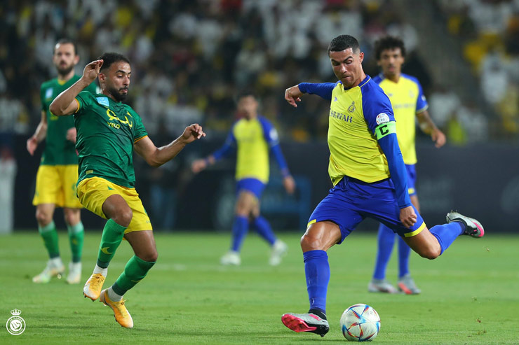 Ronaldo bị trọng tài từ chối bàn thắng trong ngày Al Nassr bị Al Khaleej cầm hòa 1-1&nbsp;