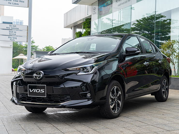 Toyota Vios thế hệ mới xuất hiện tại đại lý, giá dự đoán tăng nhẹ - 1