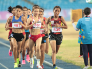 Thể thao - Nguyễn Thị Oanh chưa chạy &quot;suýt muốn khóc&quot;, chuyên gia khuyên bỏ 1 chung kết SEA Games