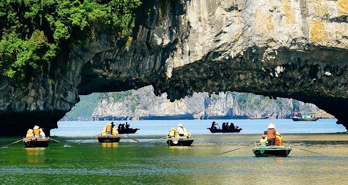 Hang Luồn Quảng Ninh - điểm check in ở Hạ Long đông đảo du khách tìm kiếm (Ảnh:St)