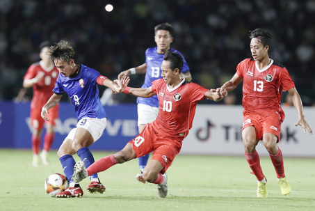 Video bóng đá U22 Campuchia - U22 Indonesia: Beckham tỏa sáng, rượt đuổi 3 bàn (SEA Games)