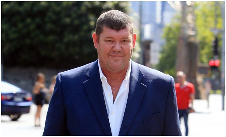 James Packer là tỷ phú nổi tiếng của nước Úc, sở hữu nhiều chuỗi thời trang xa xỉ.