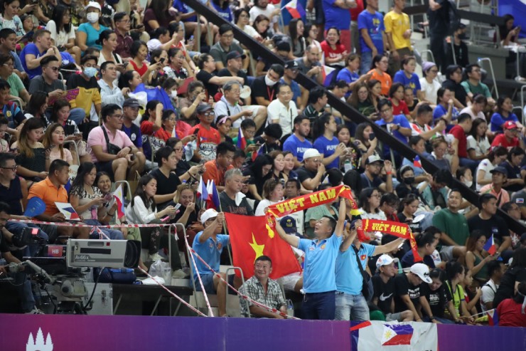 Bóng chuyền nữ Việt Nam thắng Philippines 3-0, sáng cửa vào bán kết - 5