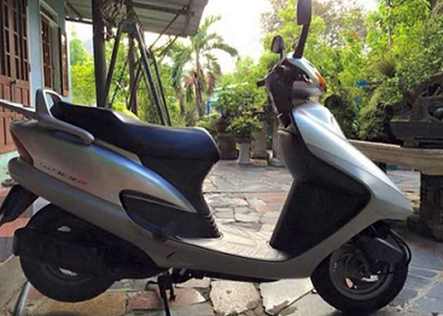 Chiếc Honda Spacy giá 200 triệu gây sốt.