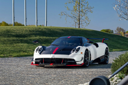 Siêu phẩm triệu đô Pagani Huayra BC ngầu hơn trong gối nâng cấp mới