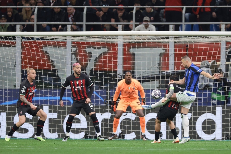 Rực lửa derby AC Milan - Inter bán kết Cúp C1: Hàng công 71 tuổi ghi dấu ấn - 1