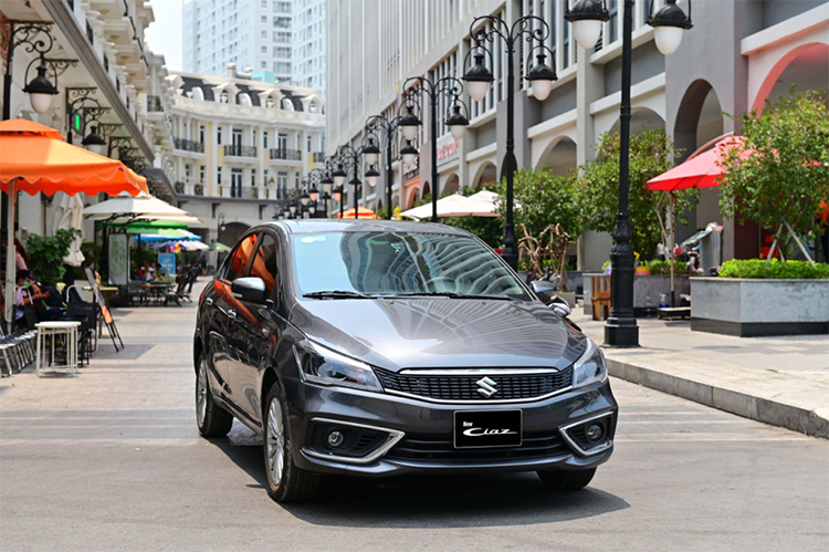 Giá xe Suzuki Ciaz niêm yết và lăn bánh tháng 5/2023 - 1