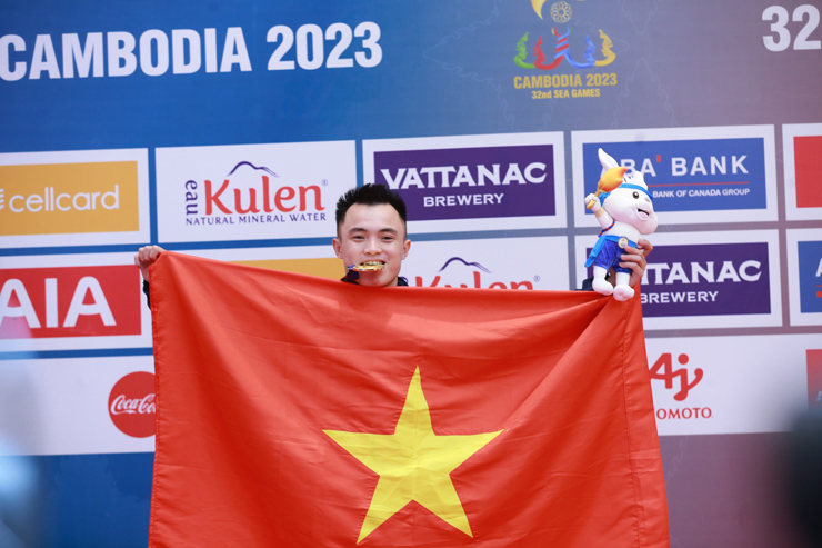 Chàng trai quê Lạng Sơn lần đầu được cắn HCV SEA Games