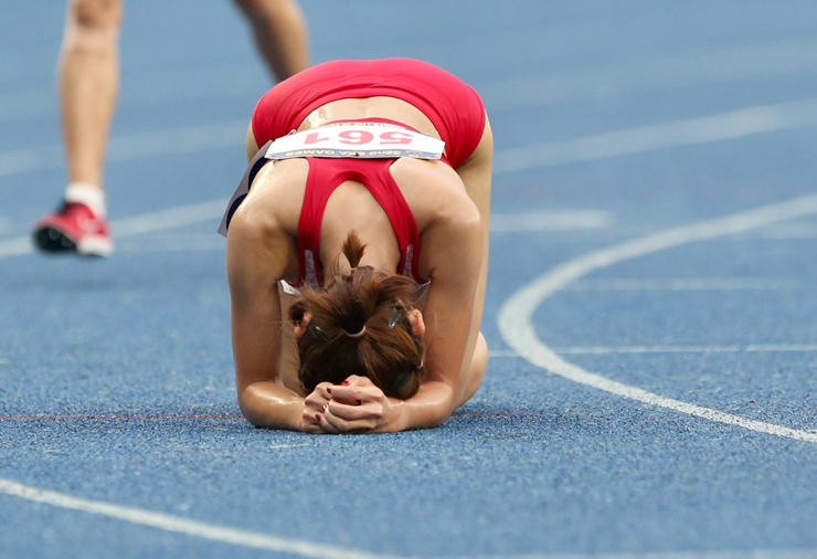 Đỉnh cao Nguyễn Thị Oanh thêm HCV 10.000m, cán mốc vĩ đại 12 HCV SEA Games - 7