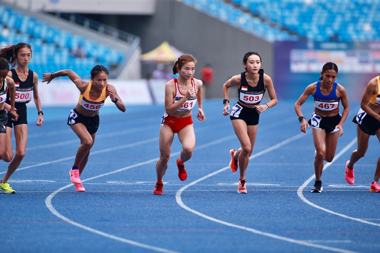 Đỉnh cao Nguyễn Thị Oanh thêm HCV 10.000m, cán mốc vĩ đại 12 HCV SEA Games - 2