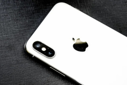 Mẫu iPhone này rất ”sang chảnh” có còn đáng mua khi giá chỉ hơn 5 triệu?