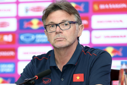 U22 Việt Nam thua đau U22 Indonesia: HLV Troussier nói gì về 2 bàn thua do ném biên?