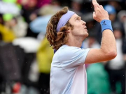 Thể thao - Rome Open ngày 4: Rublev thắng ấn tượng, Medvedev và Tsitsipas phải dời lịch thi đấu