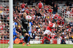 Video bóng đá Arsenal - Brighton: Bàn thua oan uổng, tan vỡ hiệp 2 (Ngoại hạng Anh)