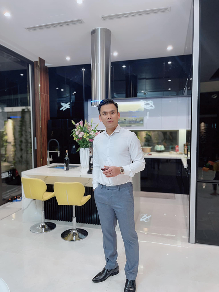 Gặp gỡ doanh nhân 8X Hoàng Ngọc Cường – người sáng lập thương hiệu gia công mỹ phẩm cao cấp CHARA - 2