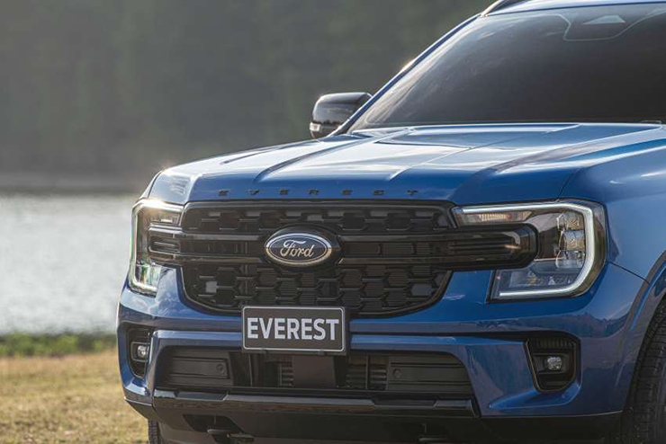 Giá xe Ford Everest niêm yết và lăn bánh tháng 5/2023 - 5