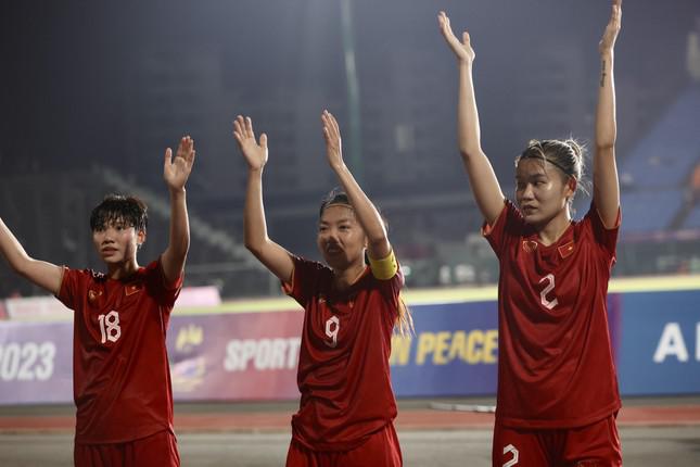 Bốc thăm vòng loại Olympic Paris: Tuyển nữ Việt Nam dễ thở, Thái Lan vào bảng tử thần - 1