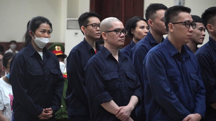 Bị cáo Nguyễn Thái Luyện bị tuyên y án chung thân. Ảnh: HỮU ĐĂNG