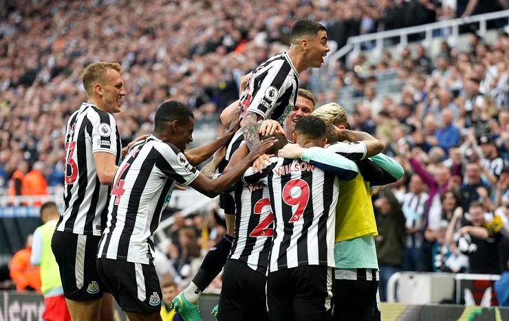 Newcastle chỉ còn cách tấm vé tham dự Cúp C1 mùa tới đúng 1 trận thắng nữa