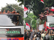 Bóng đá - U22 Indonesia diễu hành mừng HCV SEA Games: Hoành tráng nhất lịch sử, triệu fan chia vui