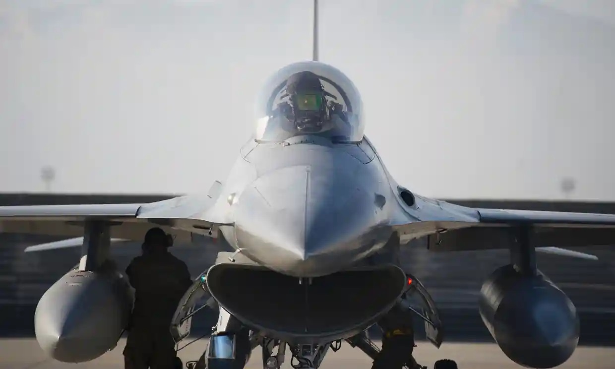 Ukraine nhiều khả năng nhận được chiến đấu cơ F-16 sau khi Mỹ ủng hộ kế hoạch huấn luyện phi công (ảnh: Reuters)
