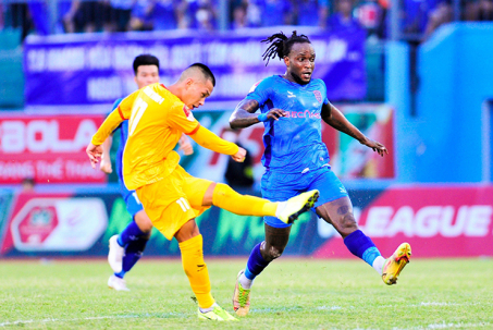 Trực tiếp bóng đá Khánh Hòa - Bình Dương: Xà ngang cứu thua đội khách (V-League) (Hết giờ)
